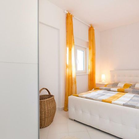Apartments Bernarda Skrbcici Ngoại thất bức ảnh