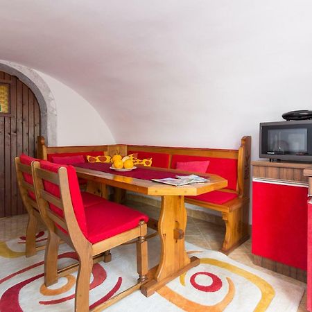 Apartments Bernarda Skrbcici Ngoại thất bức ảnh