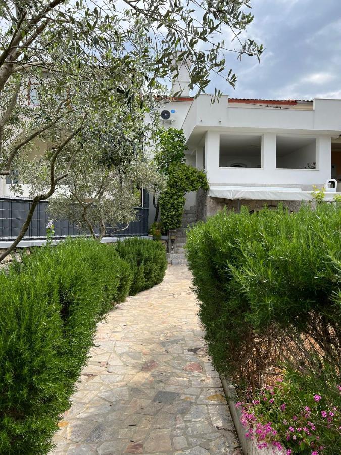 Apartments Bernarda Skrbcici Ngoại thất bức ảnh