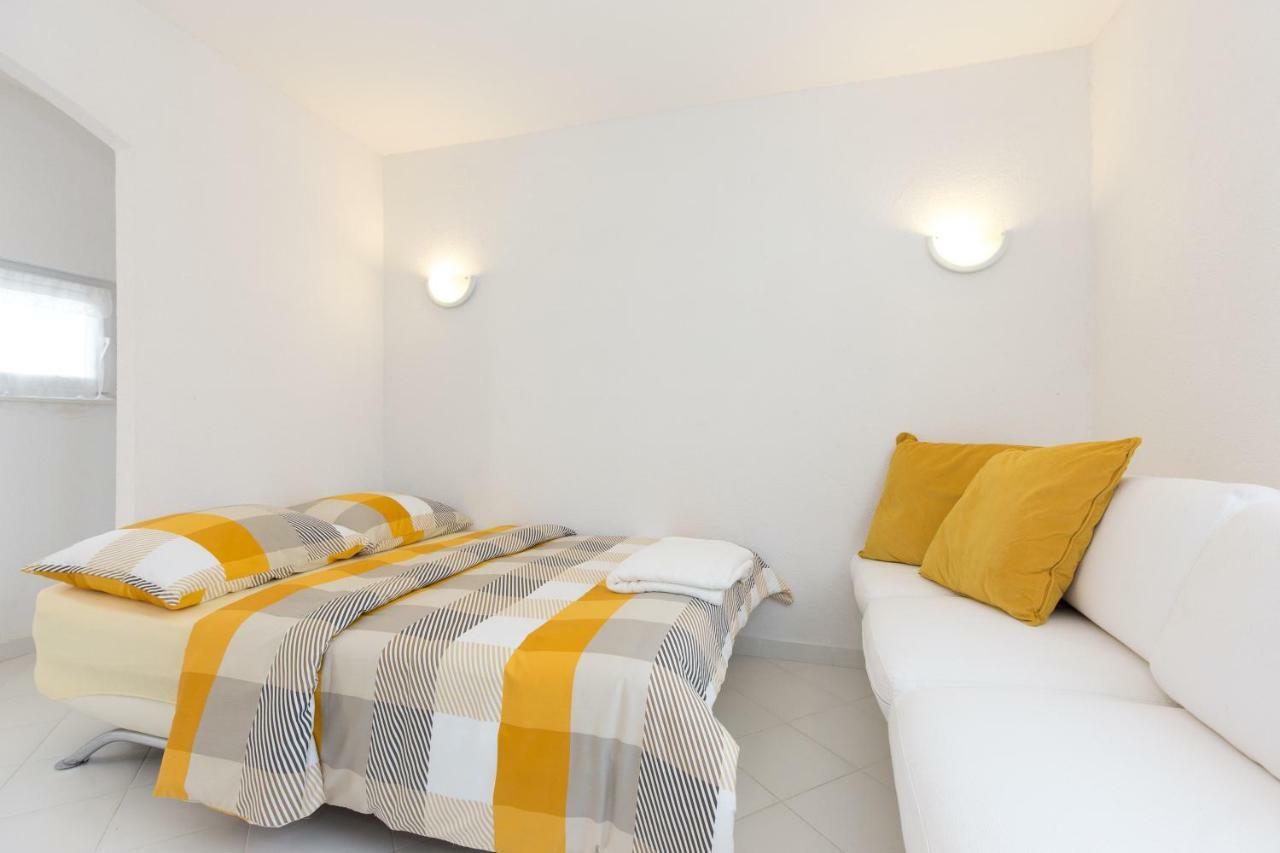 Apartments Bernarda Skrbcici Ngoại thất bức ảnh