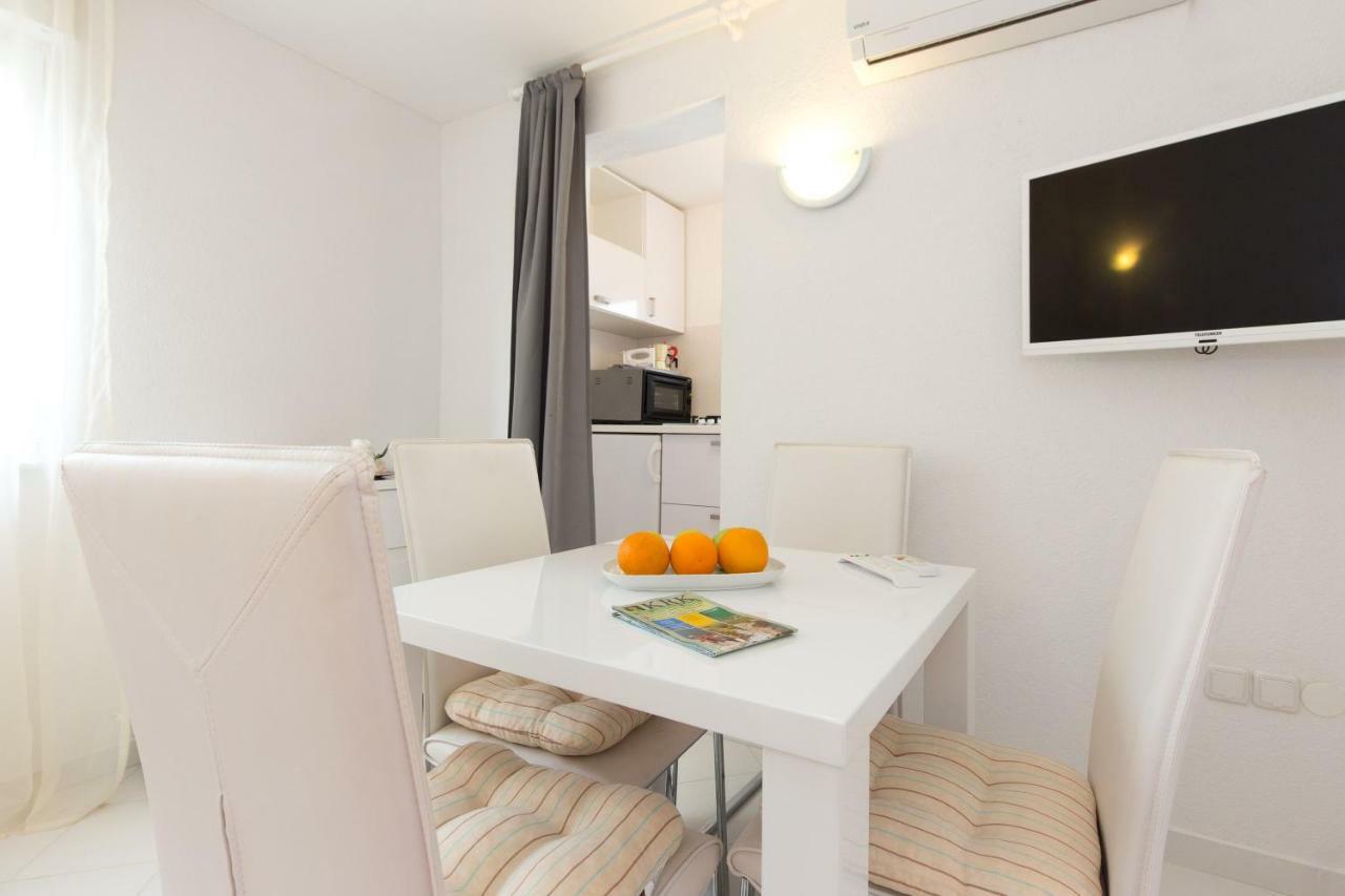 Apartments Bernarda Skrbcici Ngoại thất bức ảnh